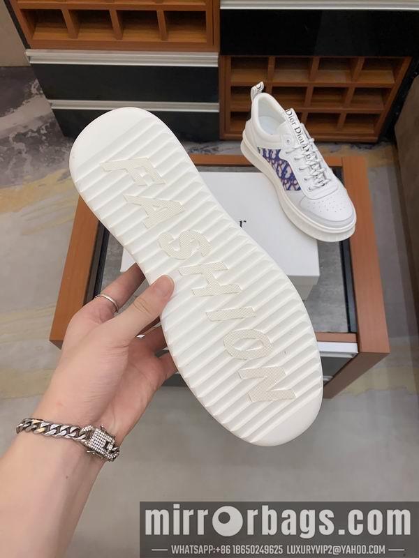 Dior Shoes mnm0110