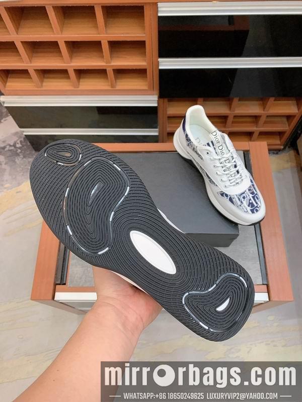 Dior Shoes mnm0108