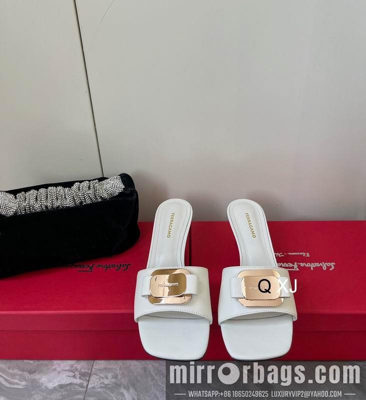 Ferragamo Shoes Ferragamo sz35-40 XJ0401