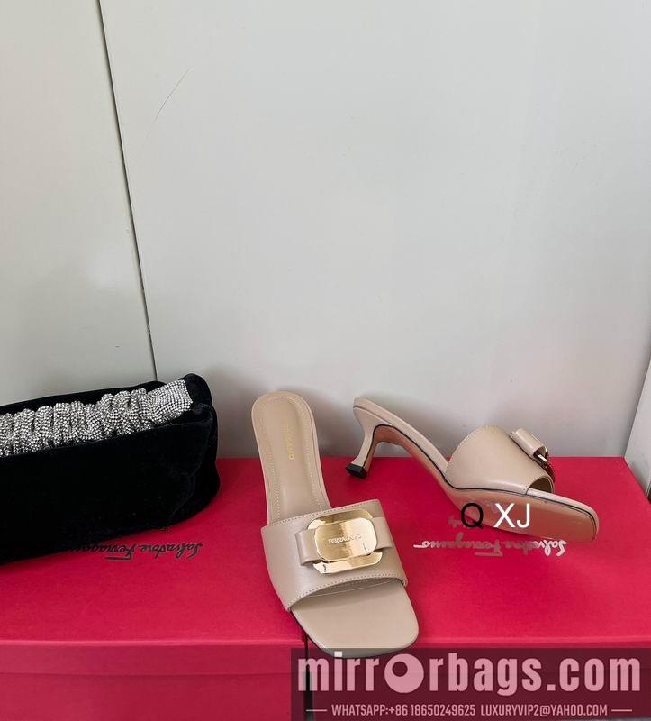 Ferragamo Shoes Ferragamo sz35-40 XJ0401