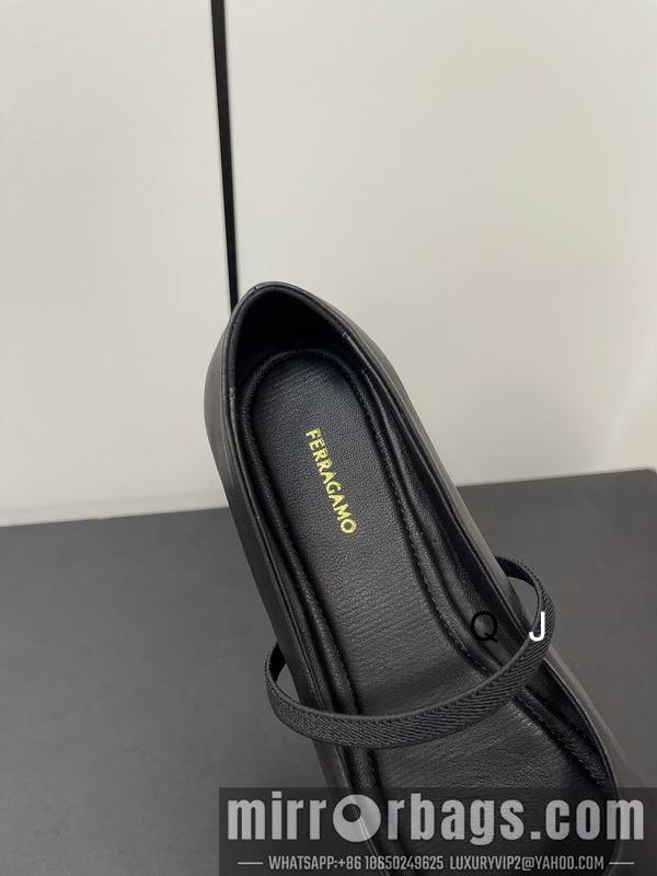 Ferragamo Shoes Ferragamo sz35-40 XJ0902