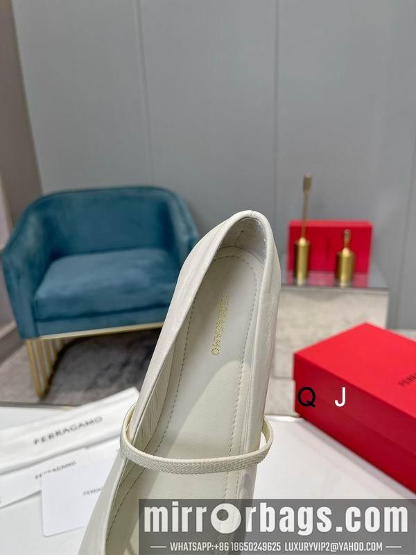 Ferragamo Shoes Ferragamo sz35-40 XJ0703