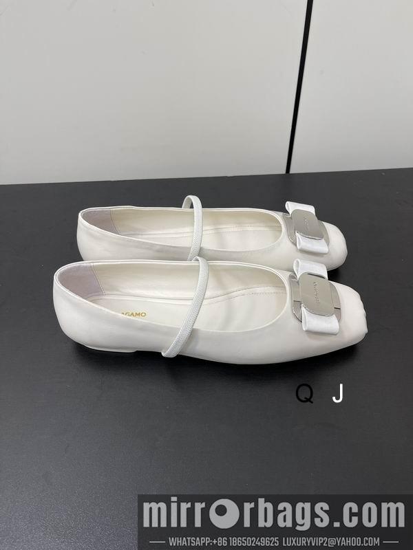 Ferragamo Shoes Ferragamo sz35-40 XJ0902