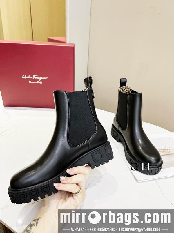 Ferragamo Shoes Ferragamo colour sz35-40 LL0802