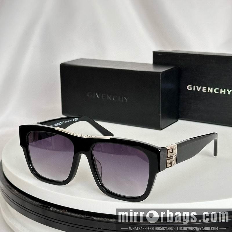 Givenchy Glasses smx18