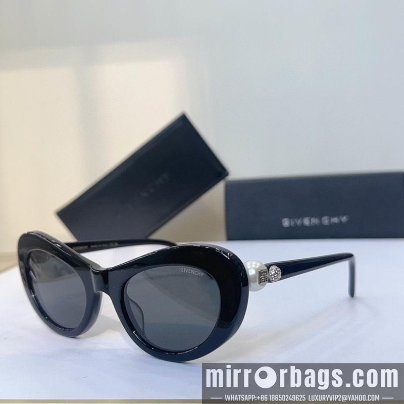 Givenchy Glasses 03smh39