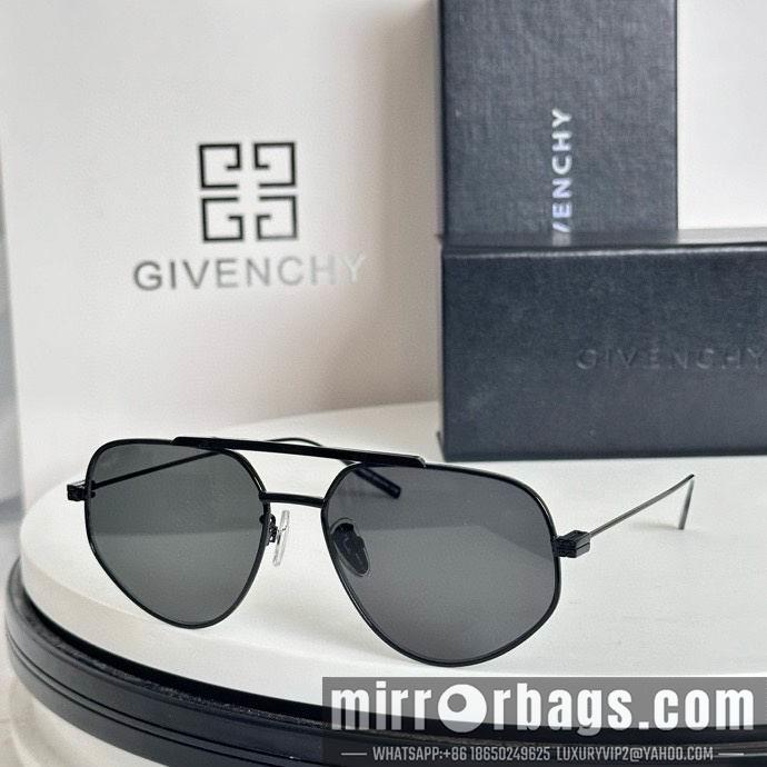 Givenchy Glasses smx23