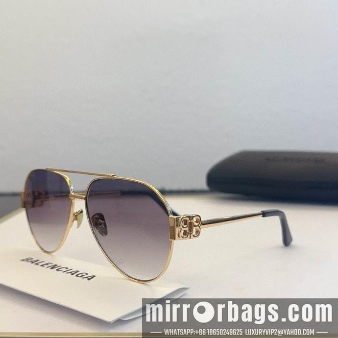 Givenchy Glasses smx26