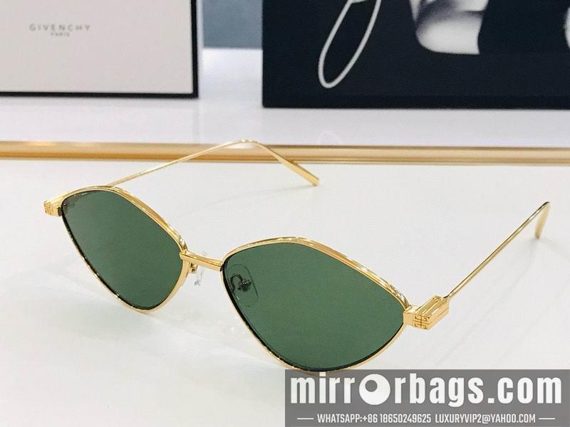 Givenchy Glasses smx09