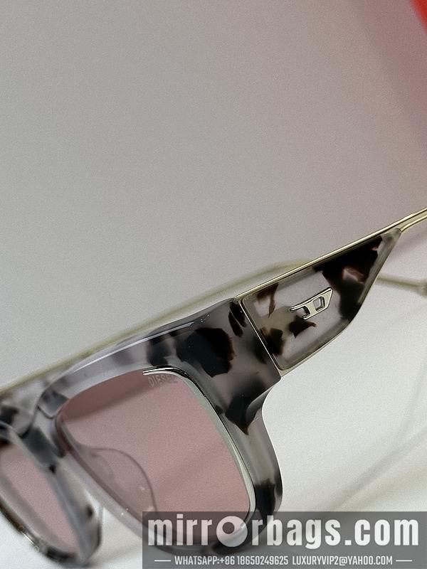 Diecet Glasses 03smh03