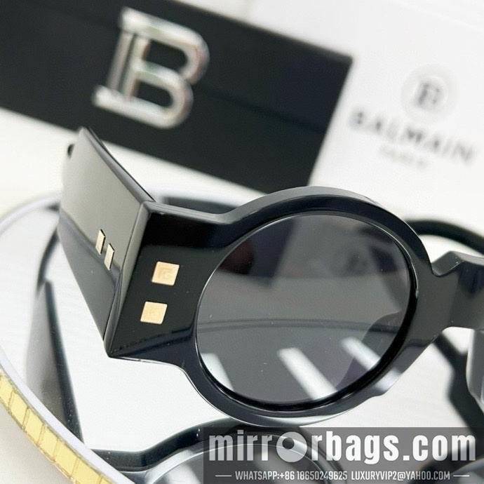 Balmain Glasses smx46