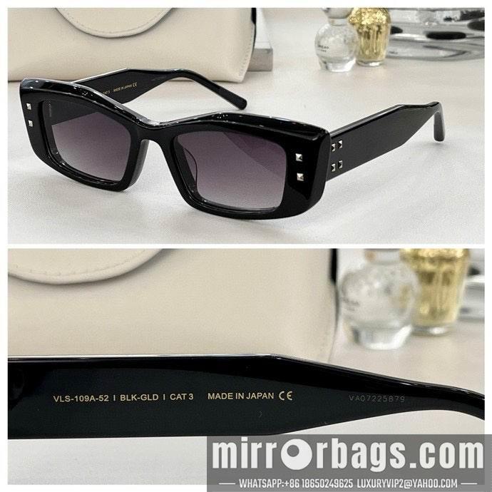 Valentino Glasses 010301