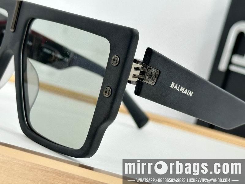 Balmain Glasses smx43