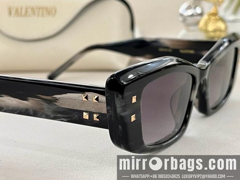 Valentino Glasses 010301