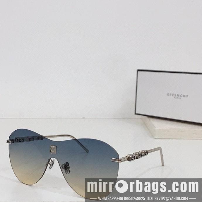 Givenchy Glasses smx22