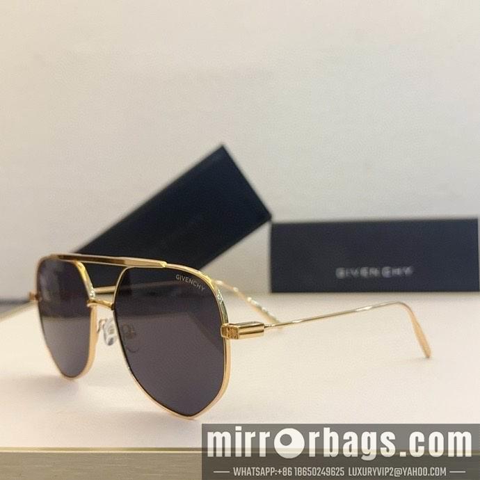 Givenchy Glasses smx19