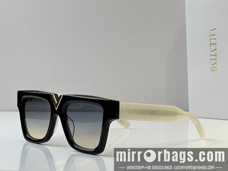 Valentino Glasses 03smh19