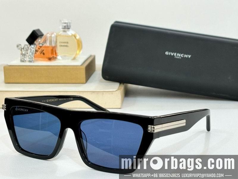 Givenchy Glasses smx14