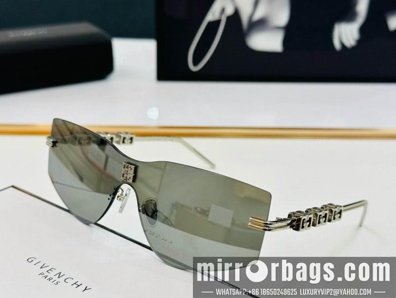 Givenchy Glasses smx12