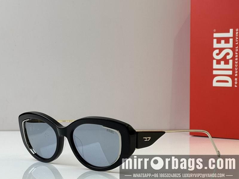 Diecet Glasses 03smh04