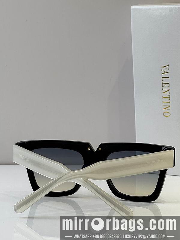 Valentino Glasses 03smh19