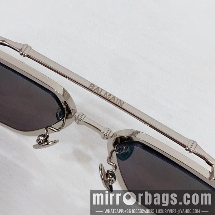Balmain Glasses smx56