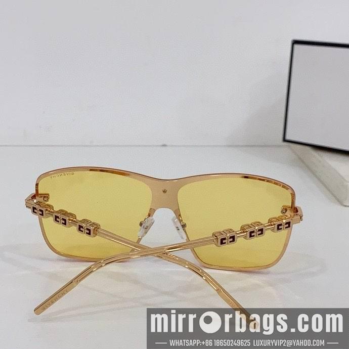 Givenchy Glasses smx21