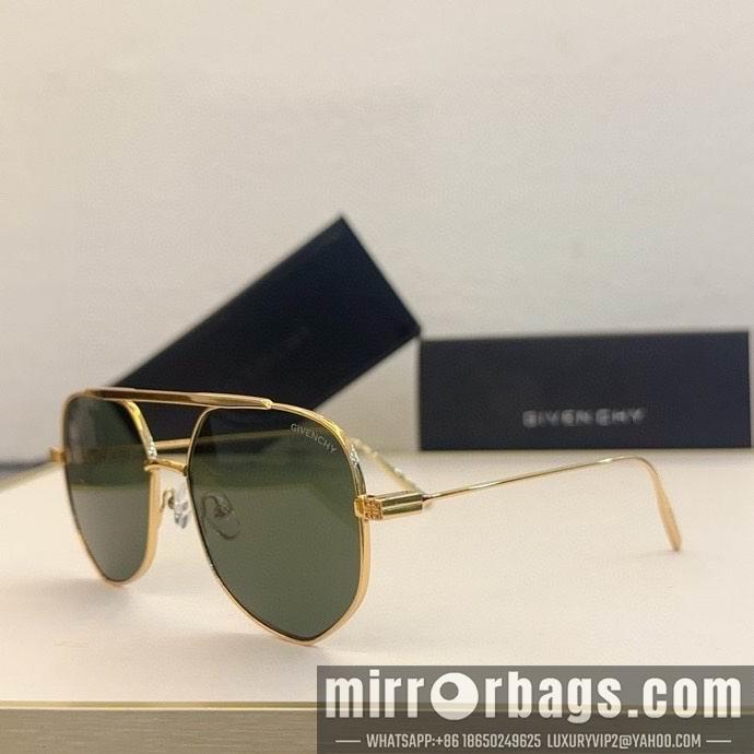 Givenchy Glasses smx19