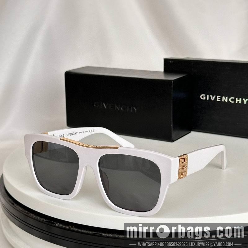 Givenchy Glasses smx18