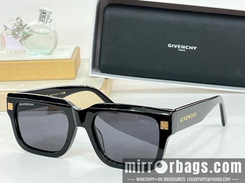 Givenchy Glasses smx10