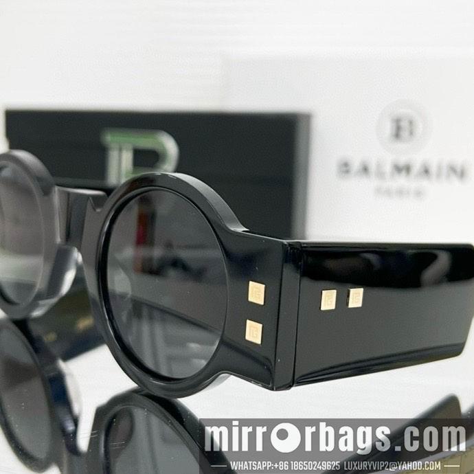 Balmain Glasses smx46