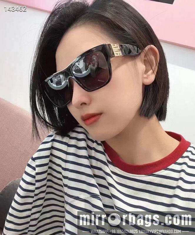 Givenchy Glasses smx18