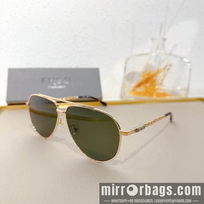 Fred Glasses 010301