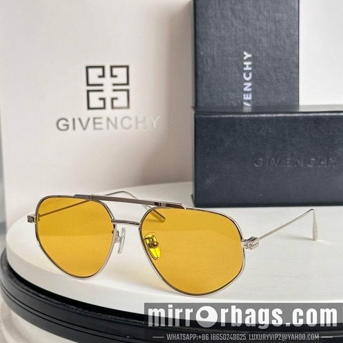 Givenchy Glasses smx23