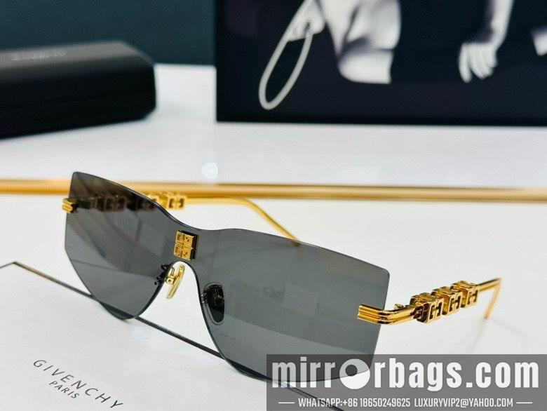 Givenchy Glasses smx12