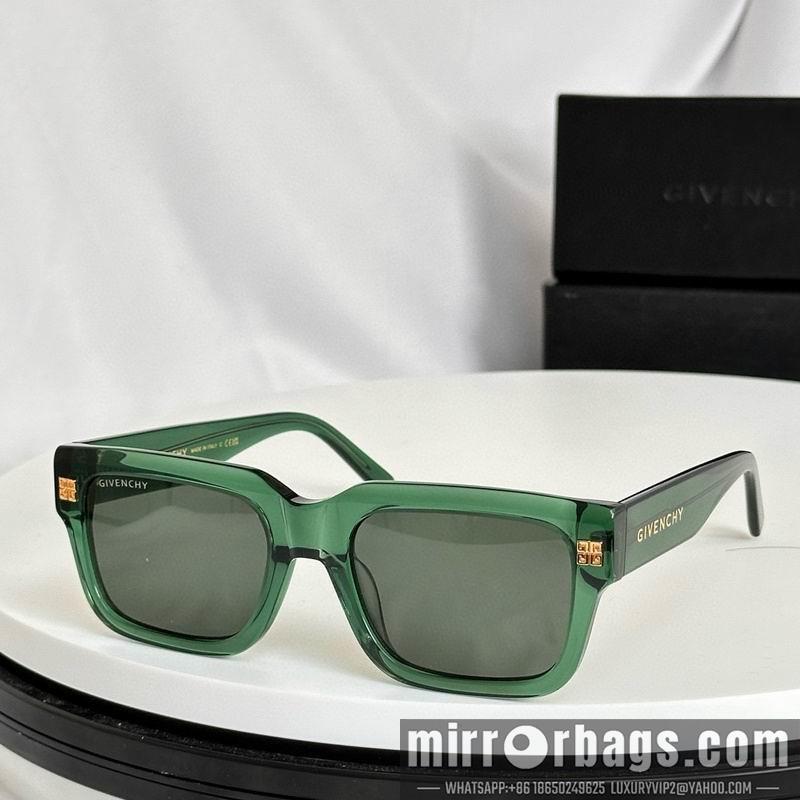 Givenchy Glasses smx10