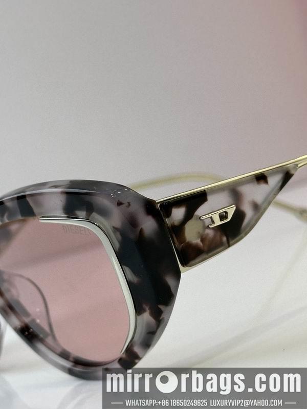 Diecet Glasses 03smh04