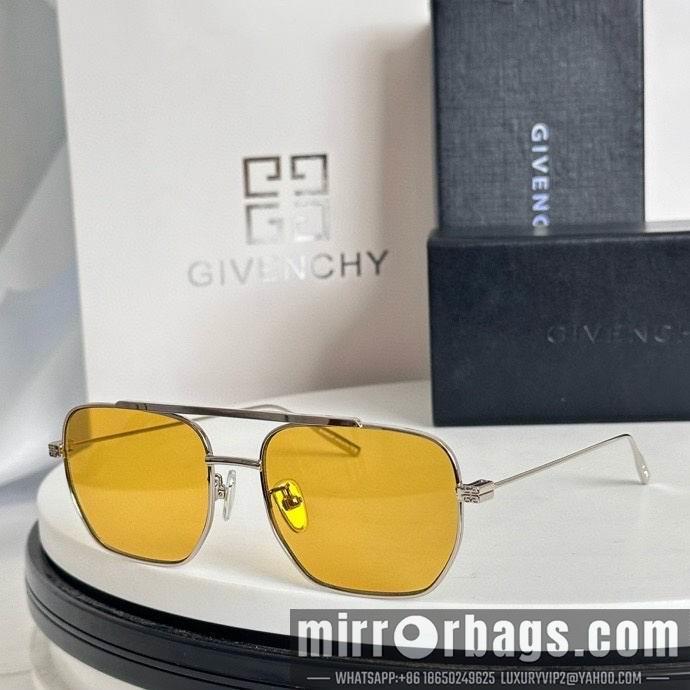 Givenchy Glasses smx24