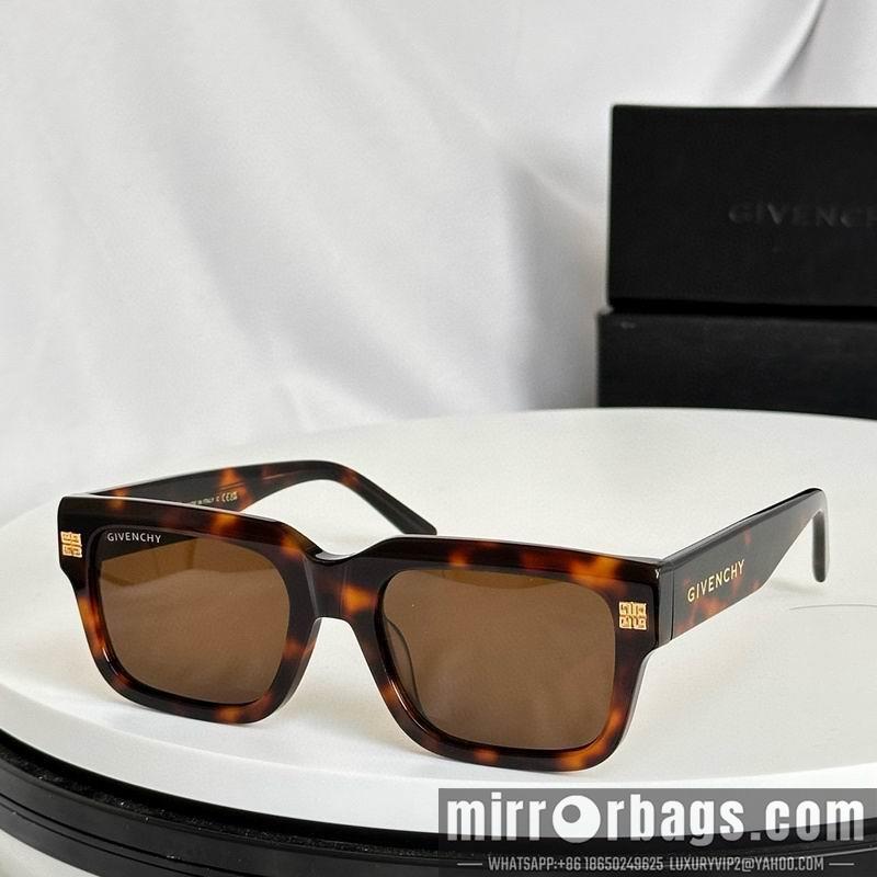 Givenchy Glasses smx10