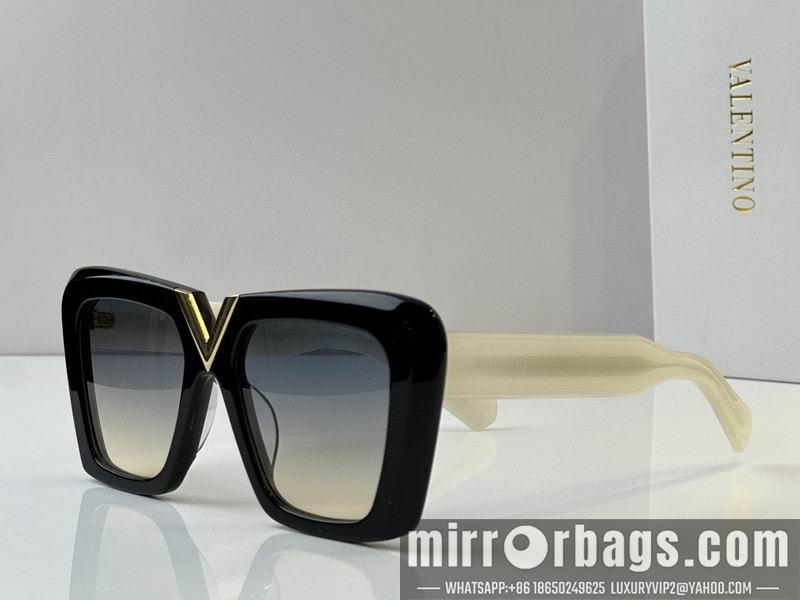 Valentino Glasses 03smh21