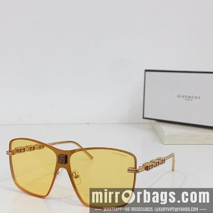 Givenchy Glasses smx21