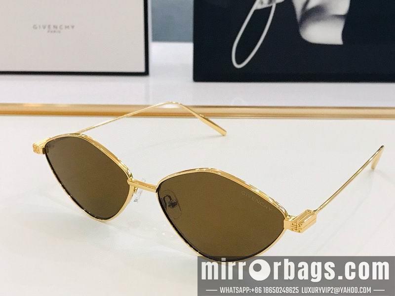 Givenchy Glasses smx09