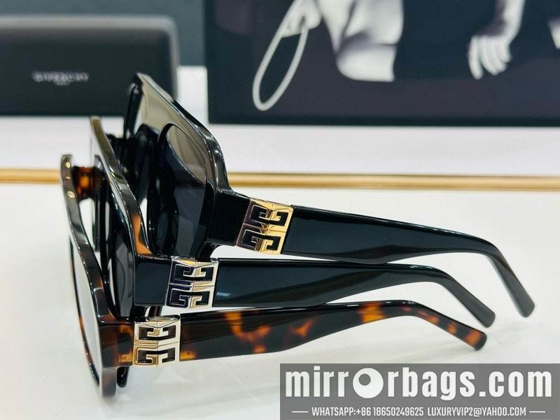 Givenchy Glasses smx15