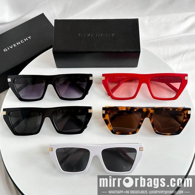 Givenchy Glasses smx16