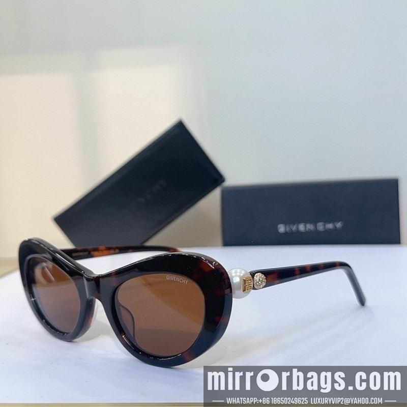 Givenchy Glasses 03smh39