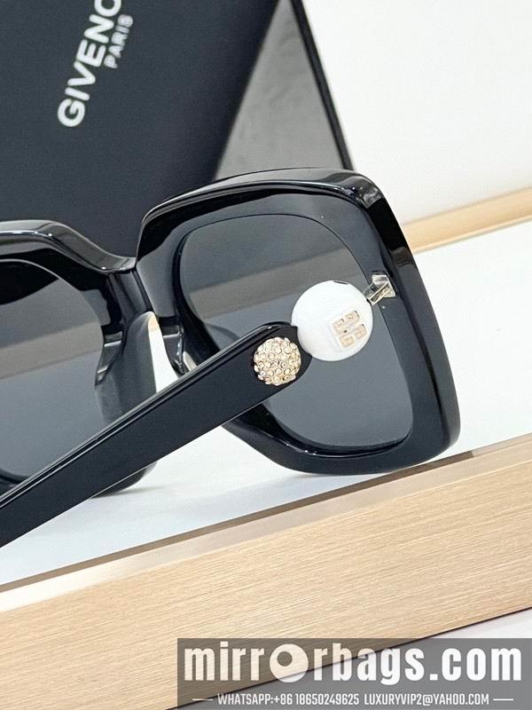 Givenchy Glasses 03smh43