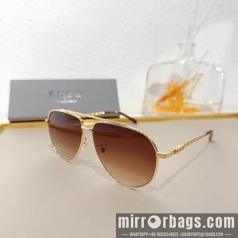 Fred Glasses 010301