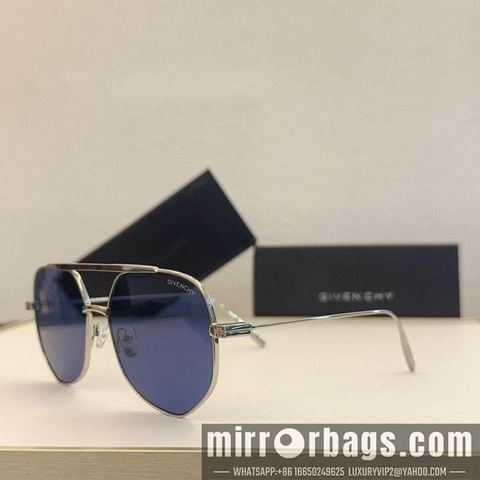 Givenchy Glasses smx19