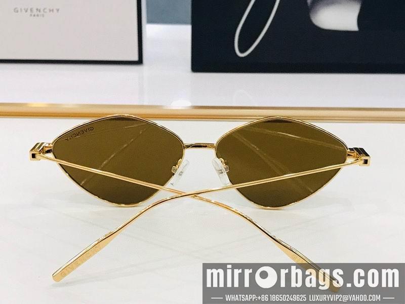 Givenchy Glasses smx09