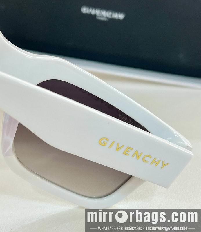 Givenchy Glasses smx10